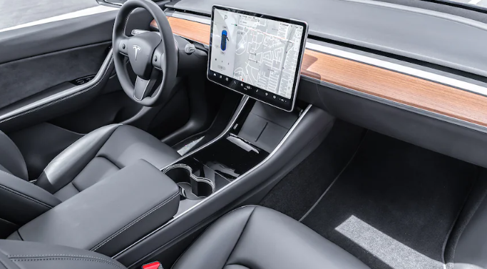 2023 Tesla Model Y Interior