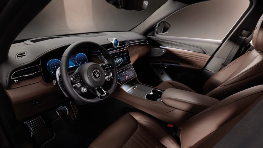 2024 Maserati Grecale Folgore EV Interior