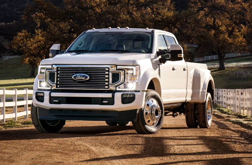 2023 New Ford F-450 Super Duty Review